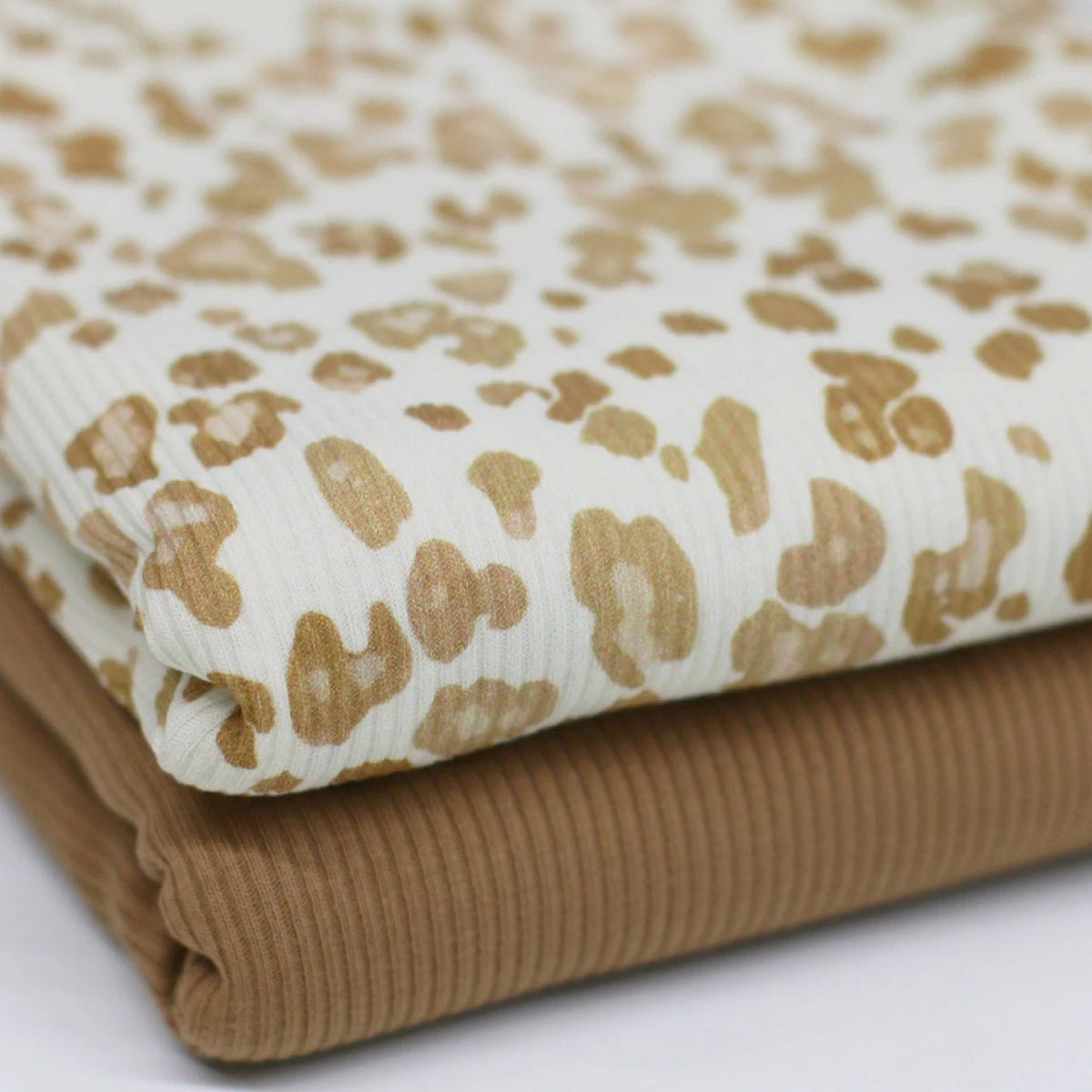 Ribjersey Animal Print - Würfel & Mütze