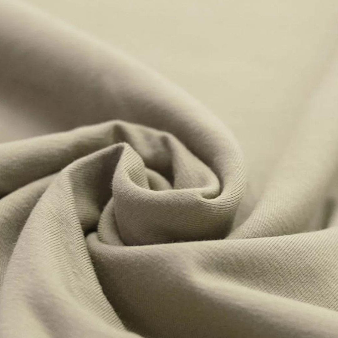 Bio Jersey "Dunkelbeige" - Würfel & Mütze