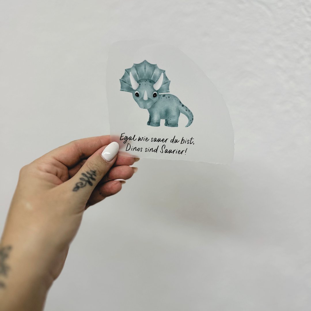 Eigenproduktion Bügelbild "Saurier" - Würfel & Mütze