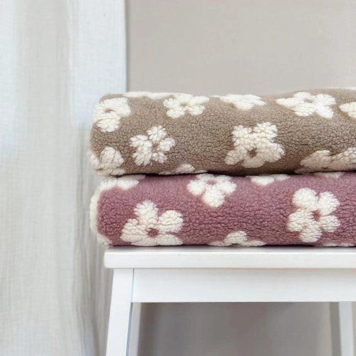 Teddy Blumen Mauve - Würfel & Mütze