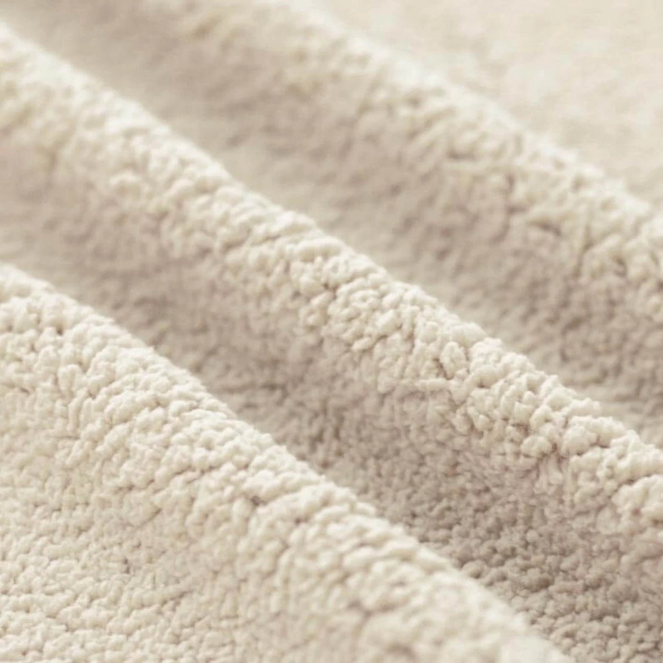 Teddystoff Fleece "Creme" - Würfel & Mütze