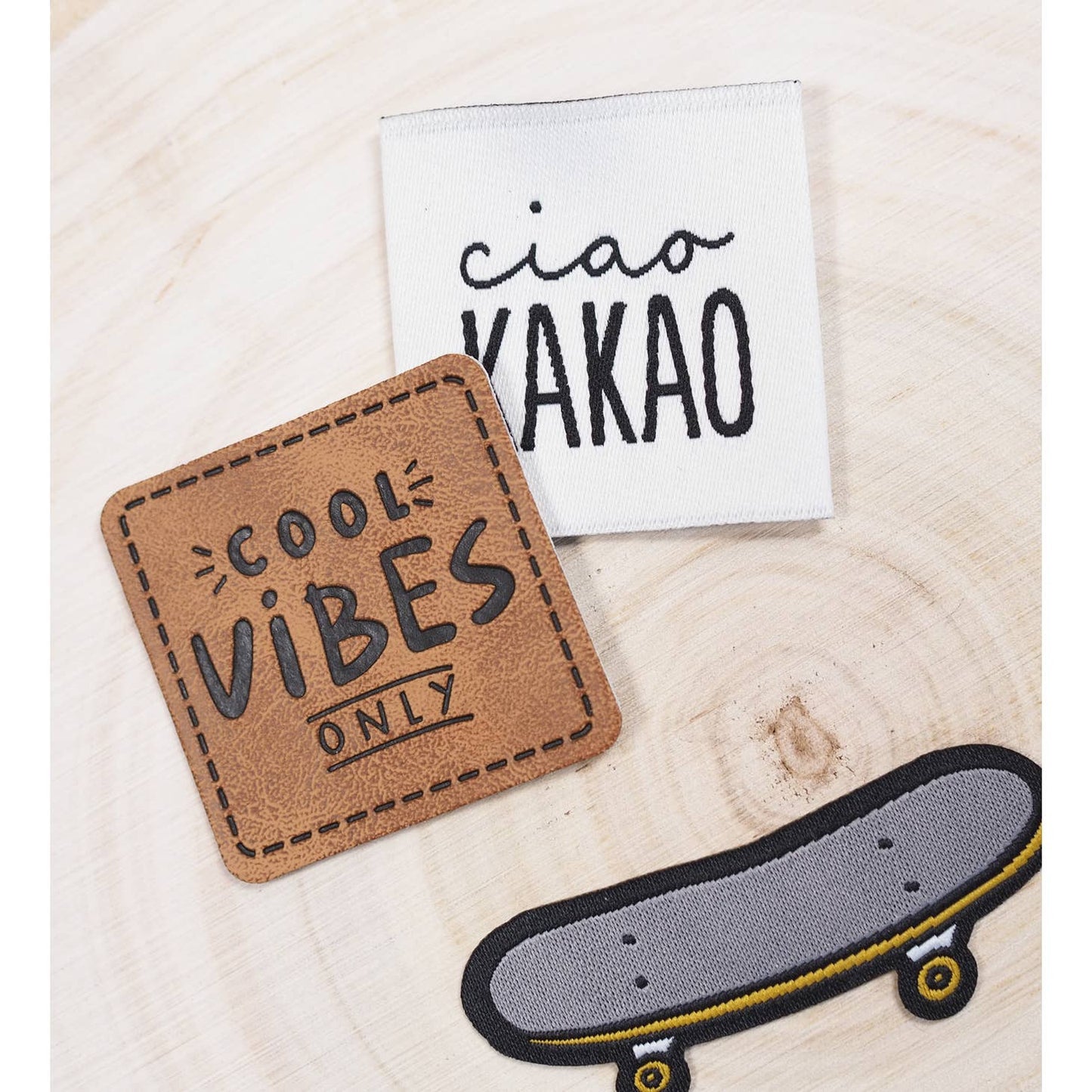 Weblabel *Ciao Kakao* 3,5X3,5 Cm - 4er Pack - Würfel & Mütze