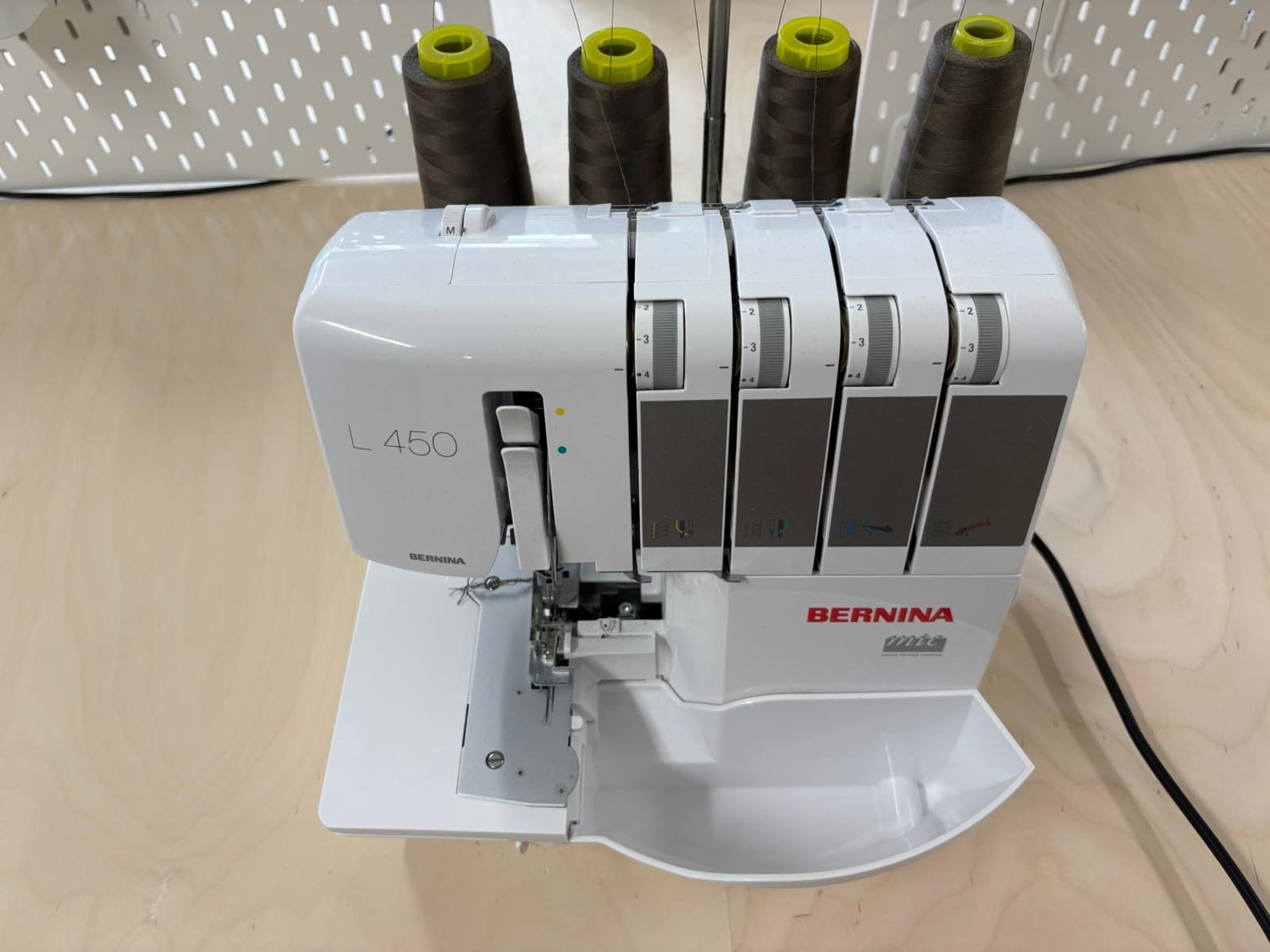 Overlock Bernina L450 (neuwertig)