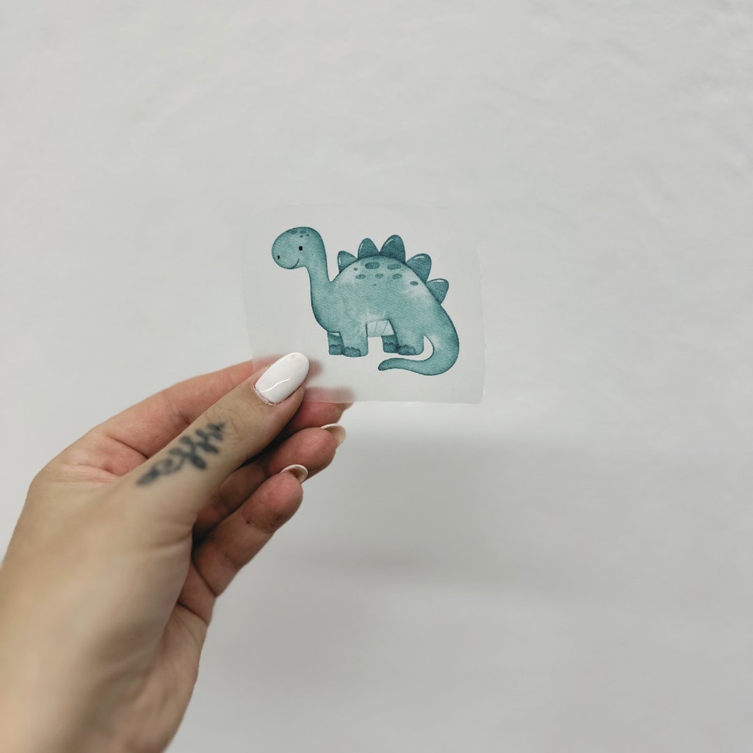 Eigenproduktion Bügelbild &quot;Dino&quot; - Würfel &amp; Mütze